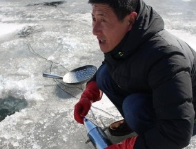 大雪覆盖下如何进行冰钓？掌握哪些技巧能提高成功率？