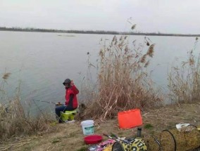 攻克障碍区的钓鱼绝招（技巧）