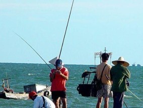 如何掌握钓鱼拉杆的小技巧法？这些方法能提高你的钓鱼效率吗？
