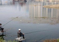 冬天河钓鱼方法与技巧是什么？如何提高冬季钓鱼成功率？