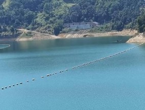 深山生态水库钓鱼技巧（探秘深山水库）