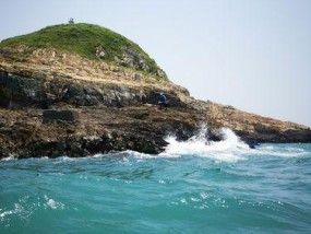 北方海边礁石钓鱼技巧有哪些？如何提高礁石钓鱼的成功率？
