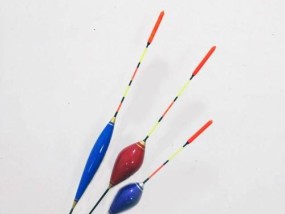 冬天钓鱼时如何正确观察浮漂？有哪些技巧可以提高钓鱼效率？