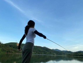夜间浅水钓鱼的技巧与方法（夜间浅水钓鱼）