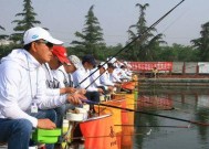 冬天钓鱼技巧怎么打窝最好？有哪些有效方法？