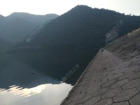 湖州水库钓鱼技巧（探秘湖州水库的钓鱼诀窍）