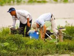 如何掌握钓鱼切换镜头的技巧？切换镜头有哪些常见问题？