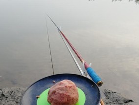 冬季钓鱼的必备技巧（冬天的野河钓鱼技巧分享）