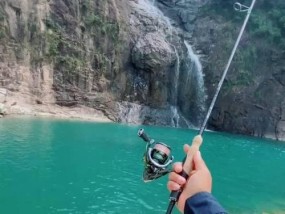 冬天海边钓鱼技巧（福建冬季海边垂钓的经验分享）