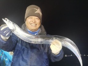 如何提高钓鱼带鱼的成功率？带鱼钓鱼技巧有哪些常见问题？