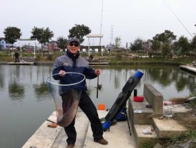 流水逗钓技巧大揭秘（轻松掌握流水逗钓）