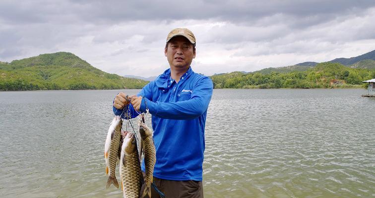 初学者江河钓鱼必学技巧（提升钓鱼技能三招帮你成为高手）  第1张