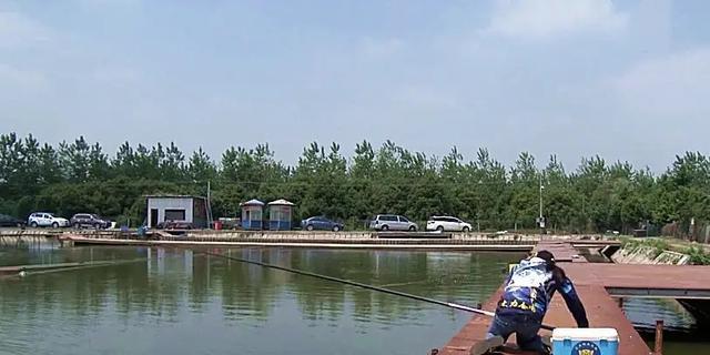 大川钓鱼技巧（大师级钓鱼技巧与经验分享，提升钓鱼成功率）  第1张