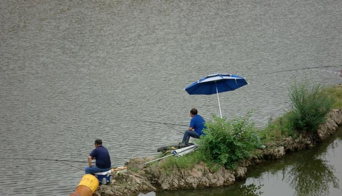 冬季水位下降下的钓鱼技巧（冬季水位下降）  第3张