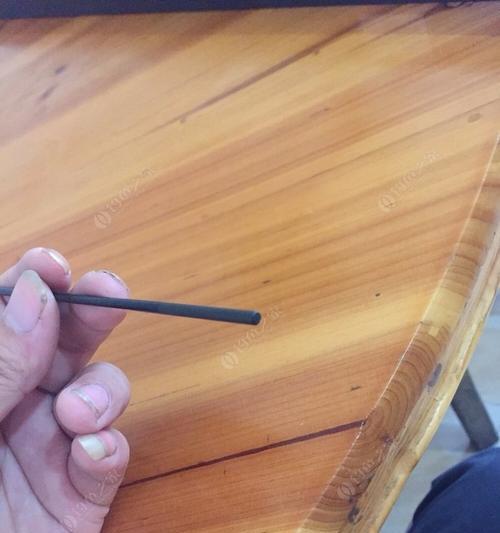 空竿子钓鱼技巧（轻松掌握的实用技巧）  第1张