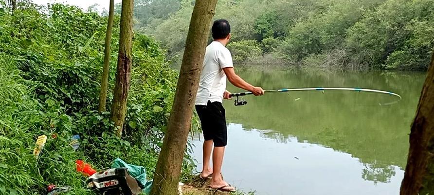 女生钓鱼技巧大揭秘（成为水中的女钓神）  第2张