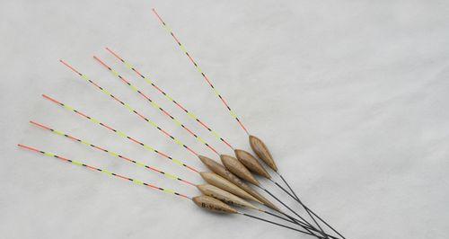 掌握鱼漂灵敏度调节技巧（提升钓鱼技术）  第2张