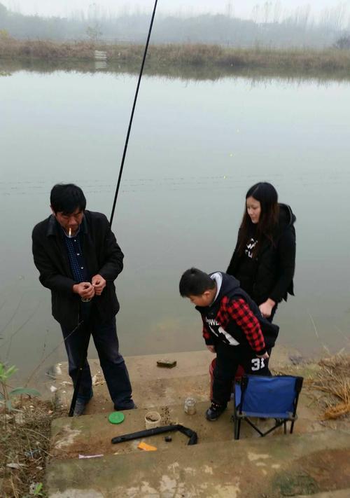 钓鱼技巧与方法——探秘鱼塘农家院的钓鱼奇妙（鱼塘农家院钓鱼）  第2张