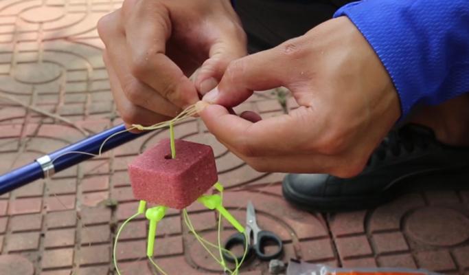 钓鱼打窝的技巧流程是什么？如何正确进行打窝操作？  第1张