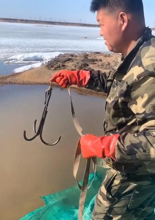 钓鱼技巧怎么提钩？提钩时机和方法有哪些？  第3张