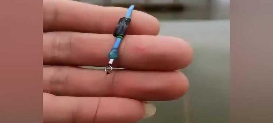 冬天钓鱼技巧如何调漂？调漂方法有哪些？  第3张