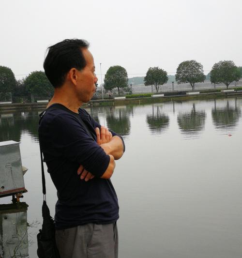 冬天使用老姜钓鱼有哪些技巧？如何提高冬季钓鱼成功率？  第3张