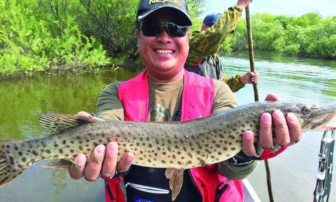 冬天野钓大鱼技巧教程？如何在寒冷季节成功钓到大鱼？  第3张