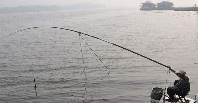 海竿钓鱼技巧用什么漂好？如何选择适合的浮漂提高钓获率？  第2张