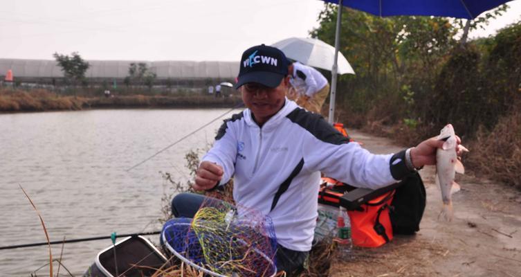 海竿抛竿钓淡水鱼基础技巧有哪些？如何提高钓鱼效率？  第3张