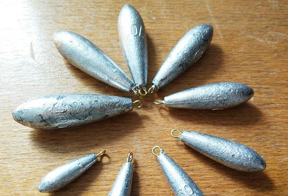 如何在海滩钓鱼时正确使用铅坠？有哪些常见问题需要注意？  第1张